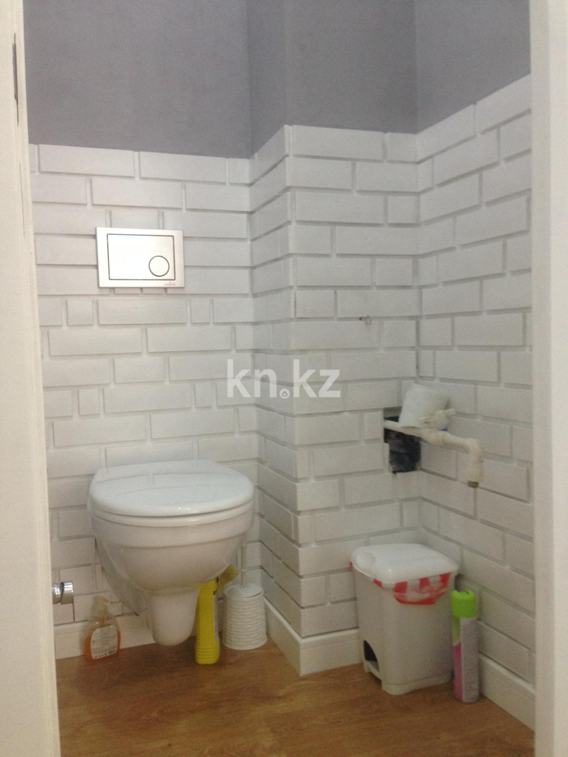 Продажа 3-комнатной квартиры, 56 м², ул. Таттимбета, дом  5б - Продажа квартир в Караганде фото 13 из 16