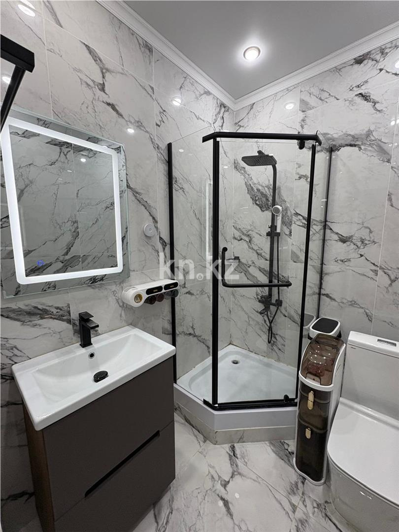 Продажа 3-комнатной квартиры, 102 м², мкр-н Орбита-1 в Караганде - фото 7