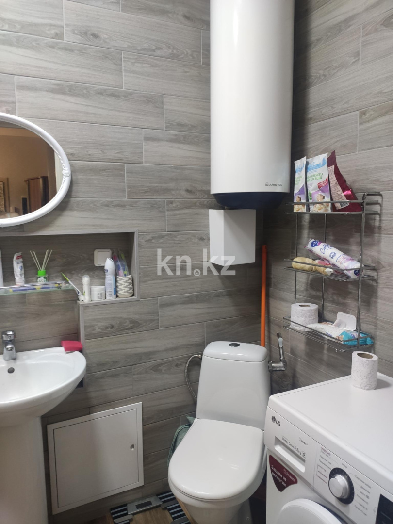 Продажа 3-комнатной квартиры, 77 м², ул. Лободы, дом  22 - Продажа  трехкомнатных квартир в Караганде без посредников фото 3 из 11