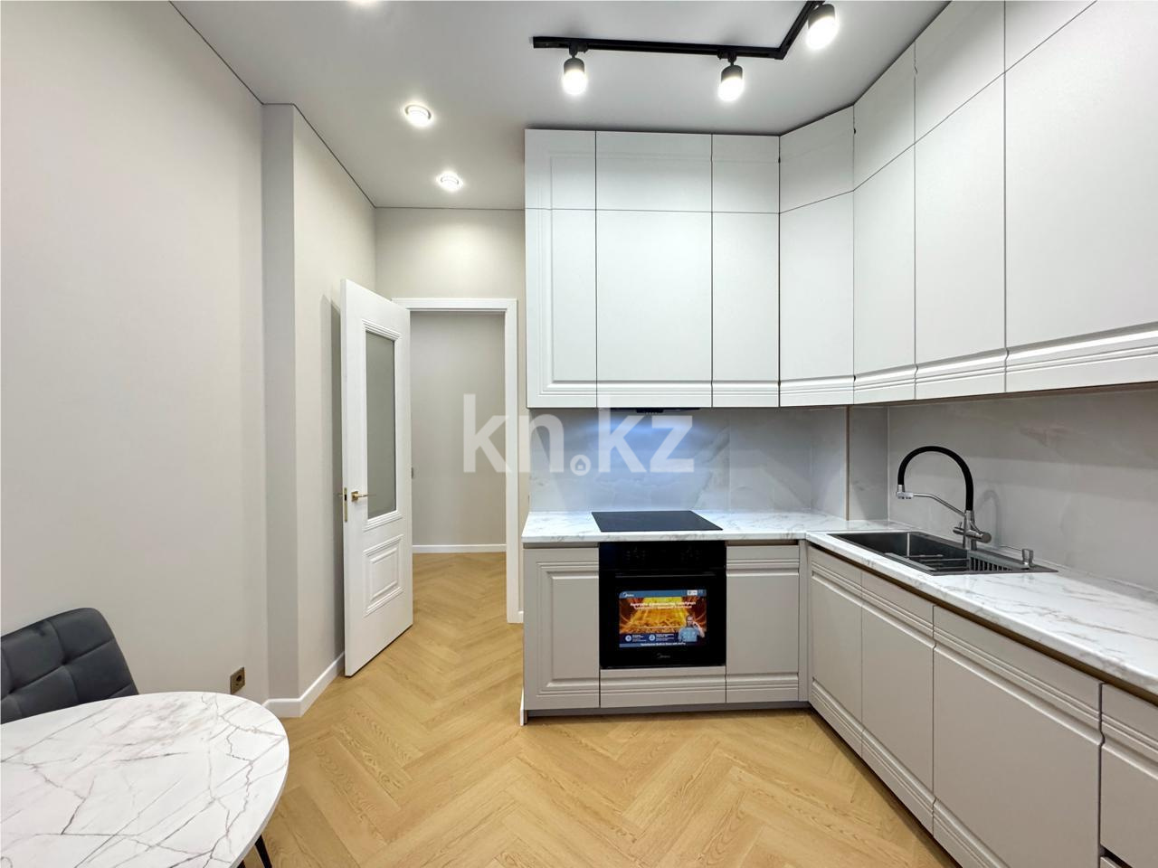 Продажа 1-комнатной квартиры, 43 м² в Астане