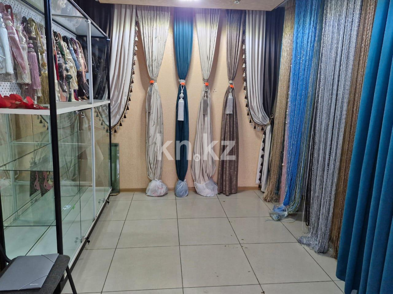 Продажа , 200 м², мкр-н Степной-4 - Продажа офисных и торговых помещений в Караганде фото 9 из 32