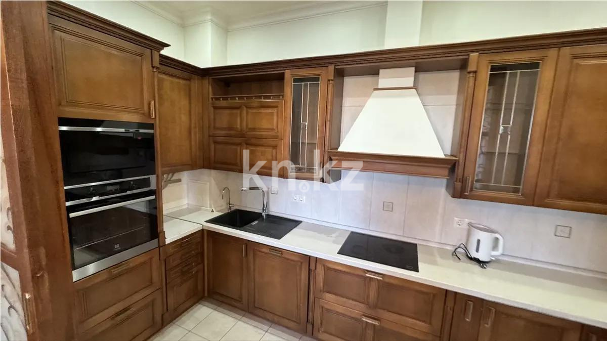 Продажа 4-комнатной квартиры, 193.3 м² в Астане - фото 5