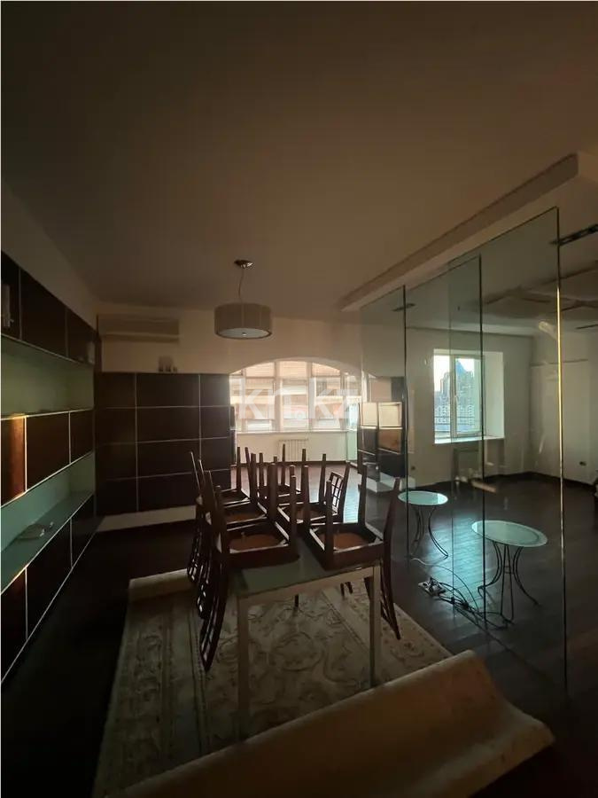 Продажа 3-комнатной квартиры, 170 м², мкр-н Самал-3, дом  22 - Продажа квартир в Алматы фото 3 из 5