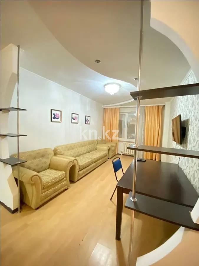 Продажа 3-комнатной квартиры, 63 м², пр. Кошкарбаева, дом  44 - Продажа квартир в Астане фото 1 из 5