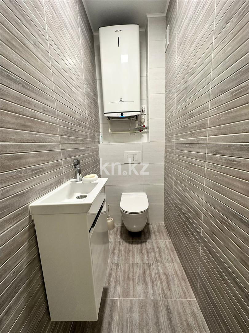 Продажа 3-комнатной квартиры, 88 м², мкр-н Степной-2, дом  14/1 в Караганде - фото 13