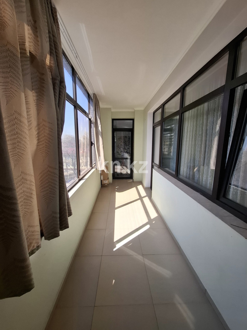 Аренда 3-комнатной квартиры, 130 м² - Аренда квартир помесячно в Алматы в Бостандыкском р-не фото 17 из 21