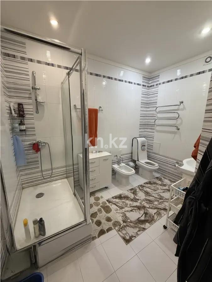 Продажа 3-комнатной квартиры, 135 м², пр. Аль-Фараби, дом  7/5а в Алматы - фото 2