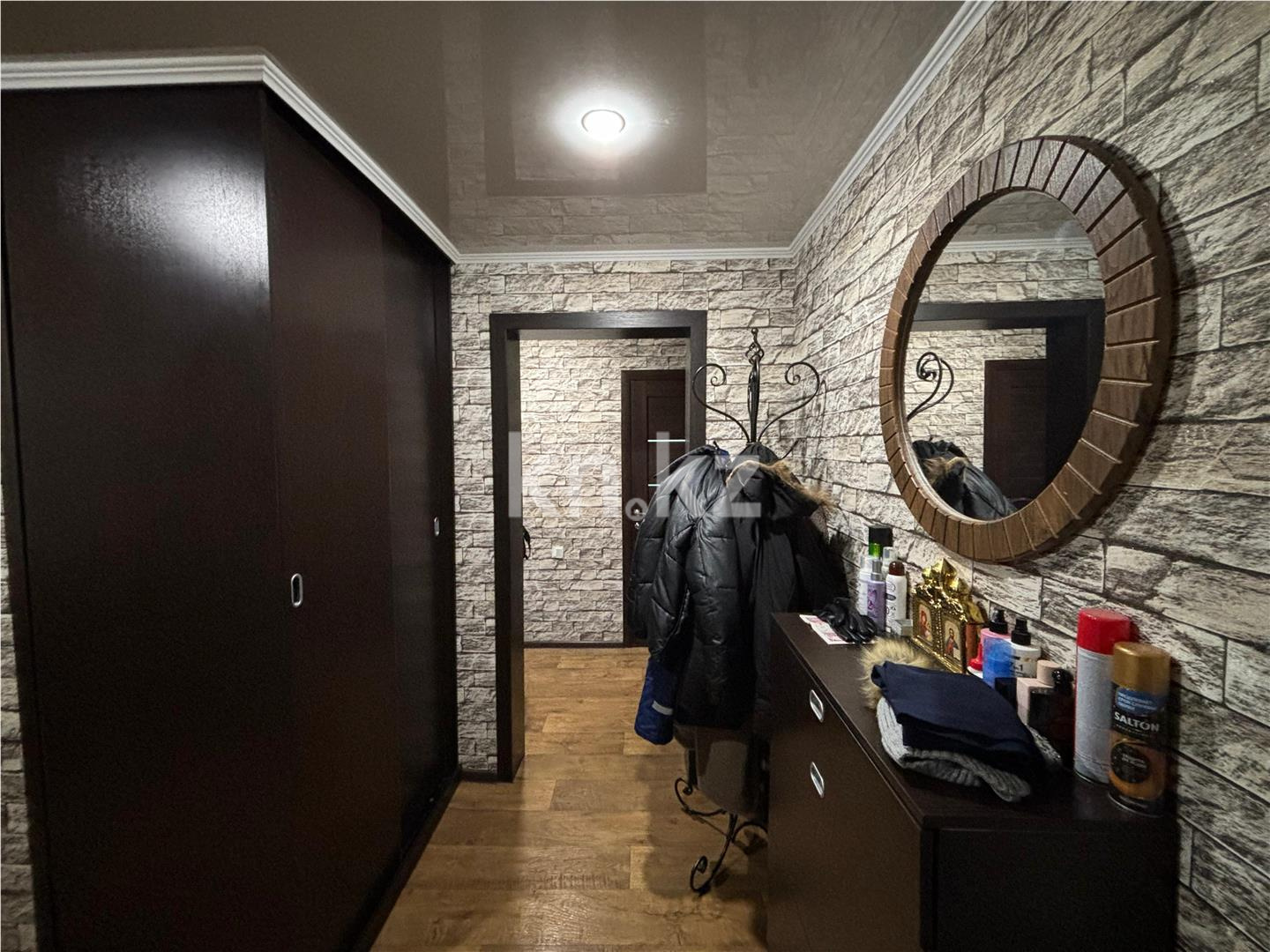 Продажа 3-комнатной квартиры, 65 м², мкр-н Мамраева (Восток-5) в Караганде - фото 10