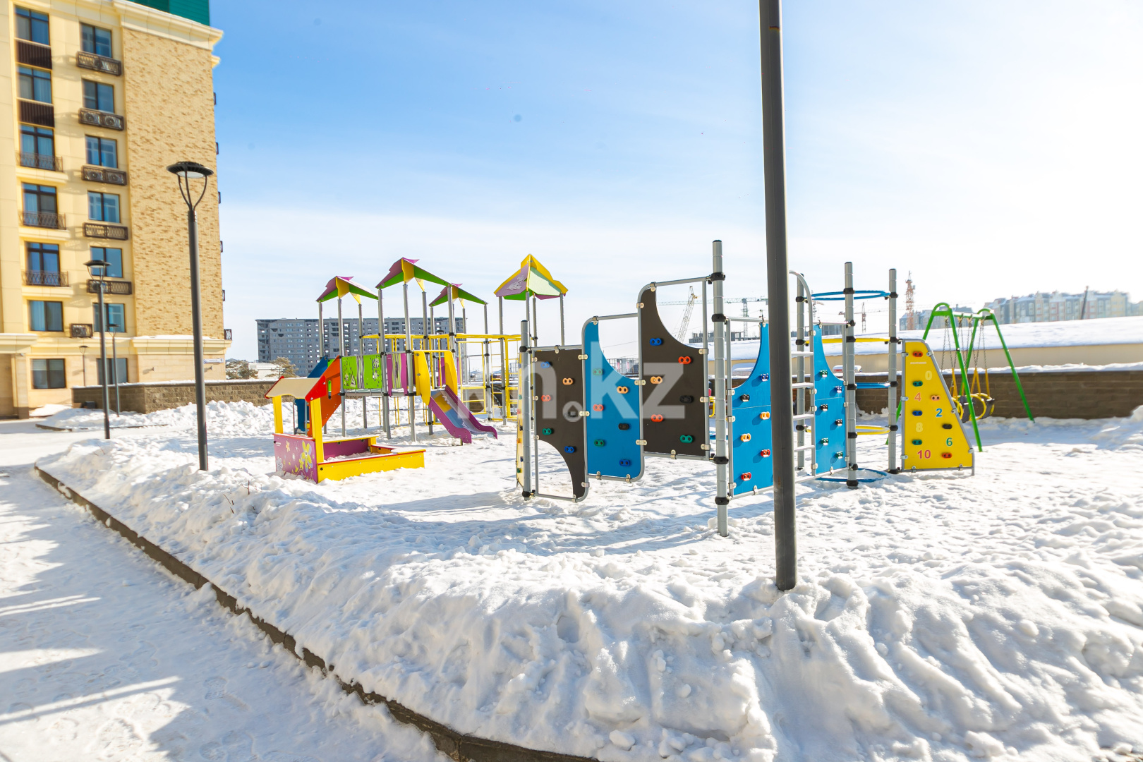 Продажа 3-комнатной квартиры, 100 м², ул. Калдаякова, дом  6 в Астане - фото 27