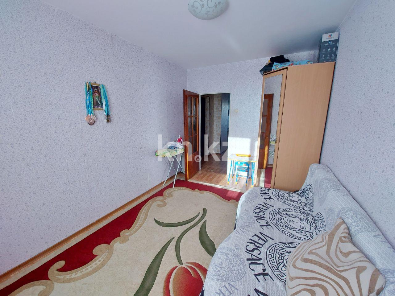 Продажа 3-комнатной квартиры, 63 м², мкр-н Голубые Пруды - Продажа квартир в Караганде фото 6 из 12