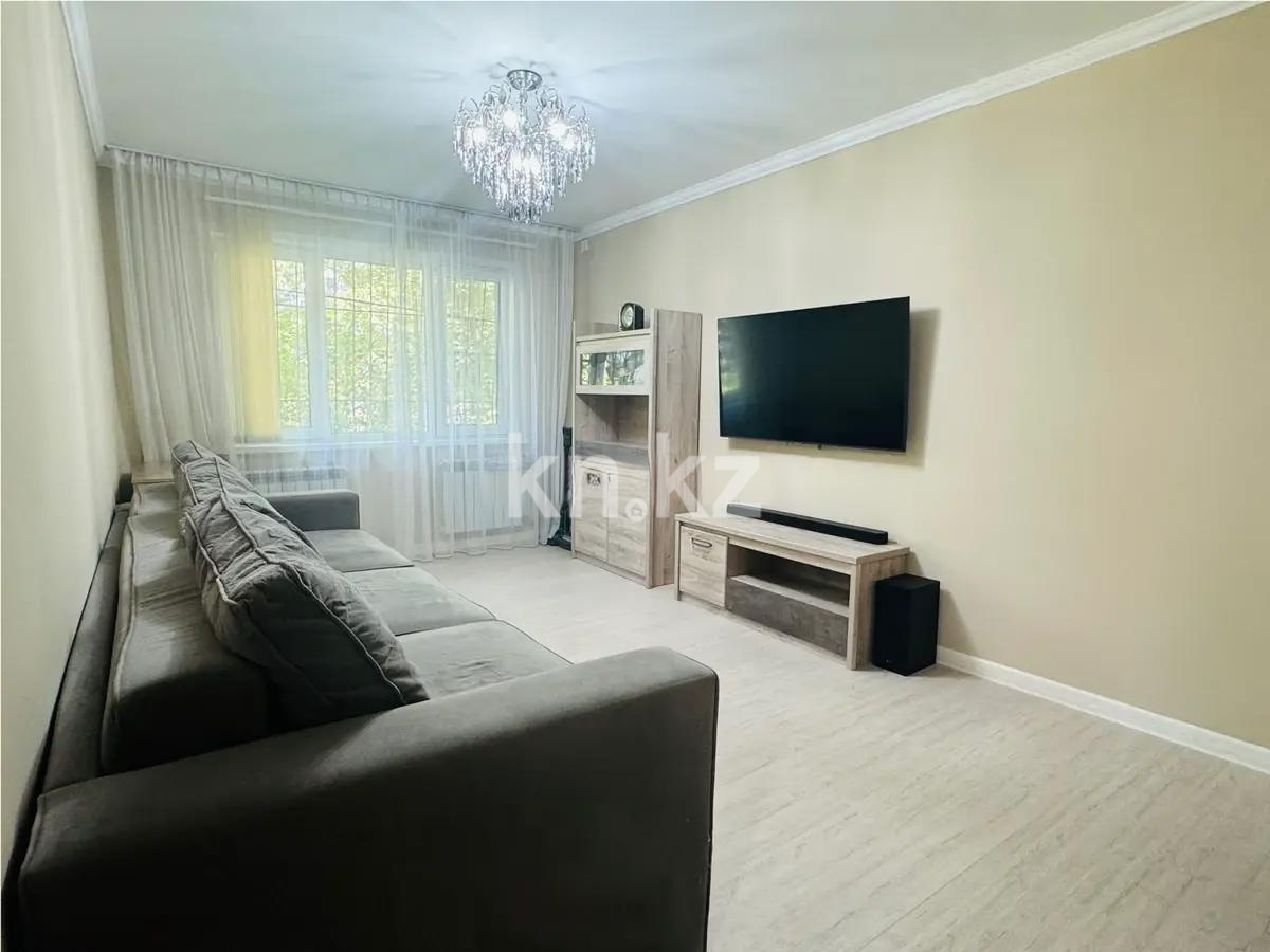 Продажа 3-комнатной квартиры, 60 м², мкр-н 8, дом  15 - Продажа  трехкомнатных квартир в Алматы фото 1 из 6