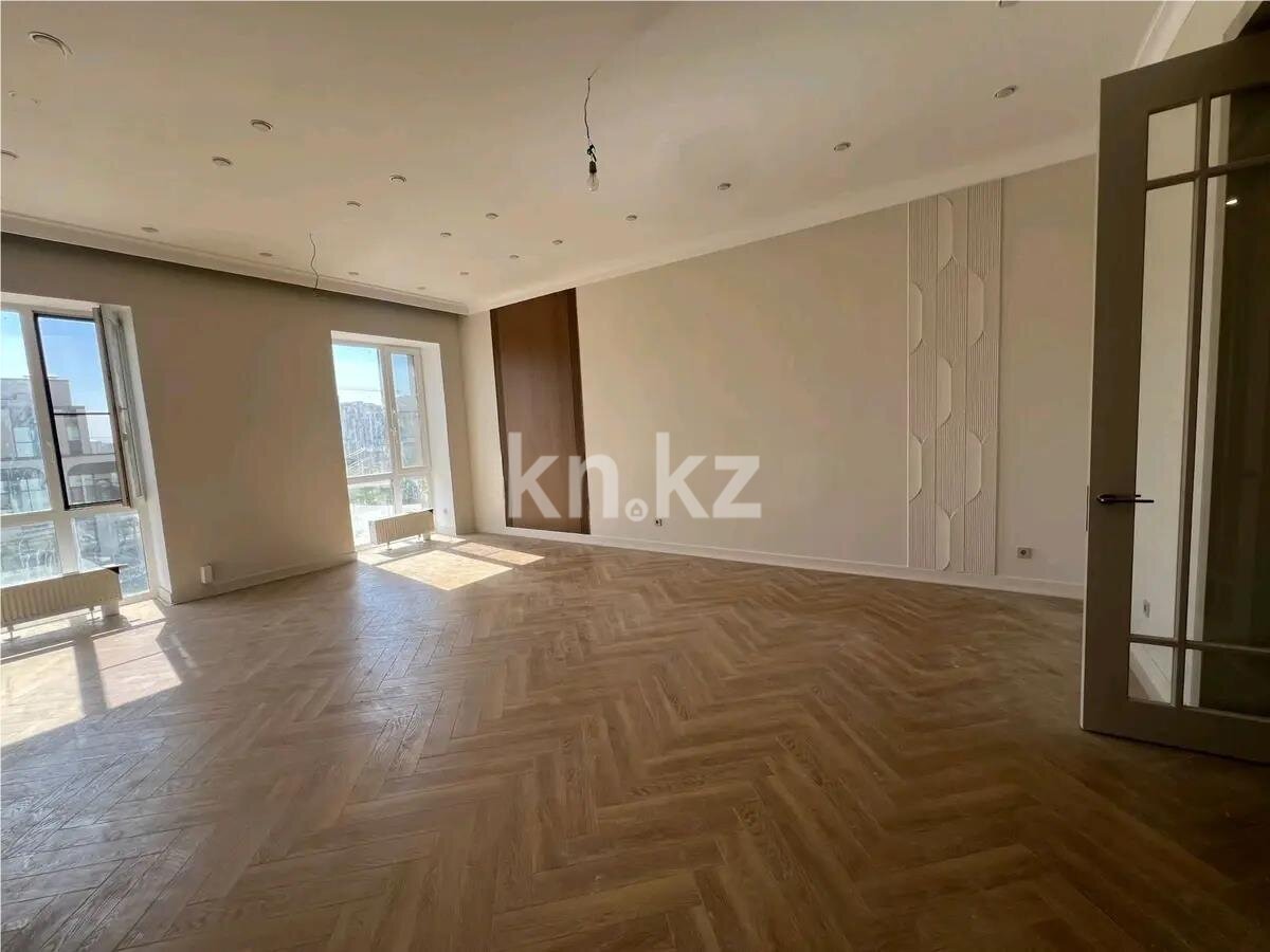 Продажа 4-комнатной квартиры, 135 м² в Астане