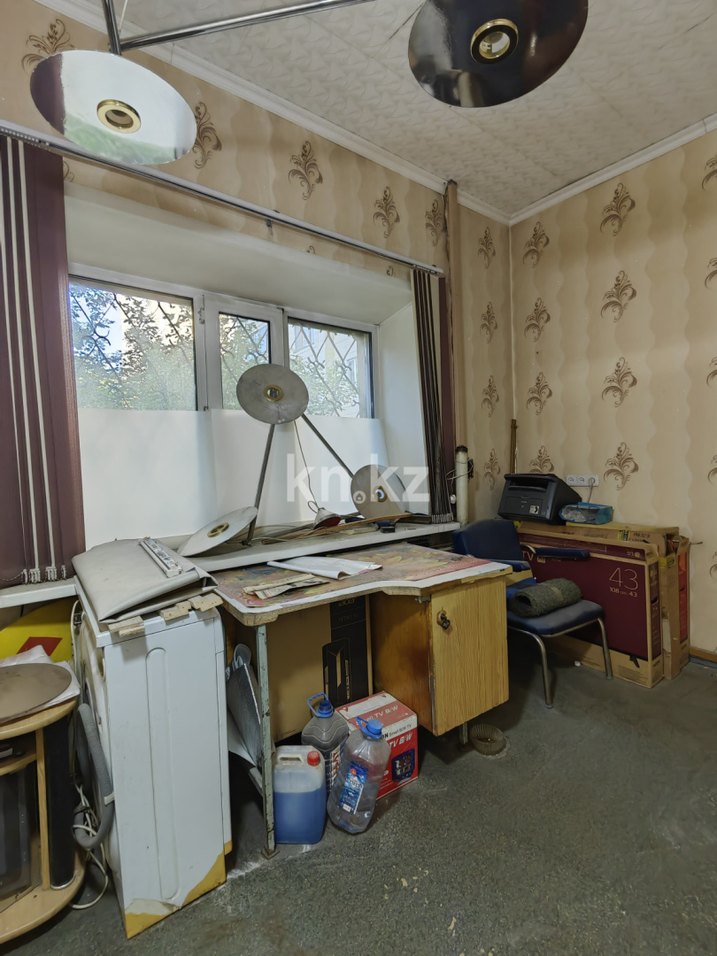 Продажа , 60 м², пр. Бухар-жырау, дом  96 - Продажа офисных и торговых помещений в Караганде фото 11 из 21