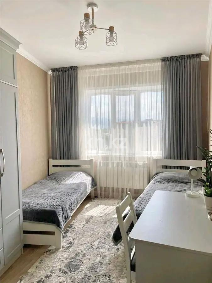 Продажа 4-комнатной квартиры, 97 м², мкр-н Аксай-1, дом  23 в Алматы - фото 3