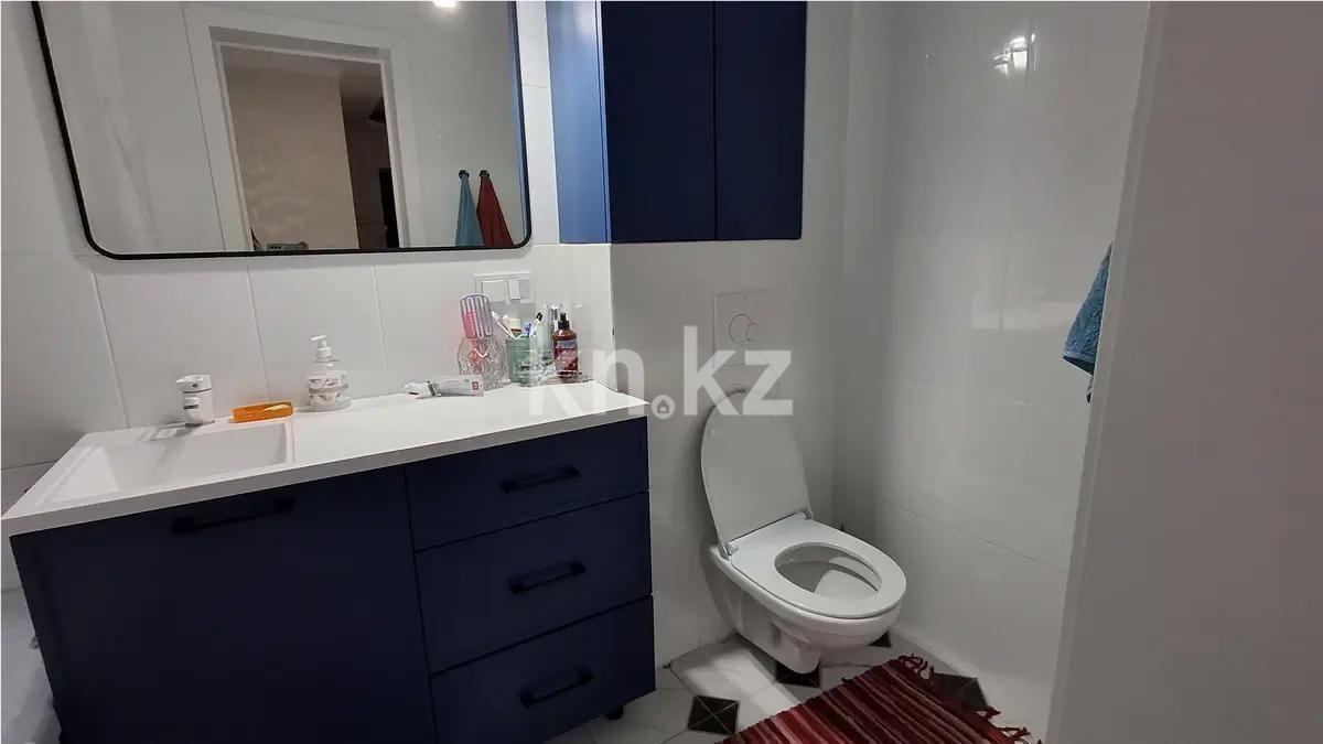 Продажа 3-комнатной квартиры, 54 м², ул. Белинского, дом  18 в Караганде - фото 4