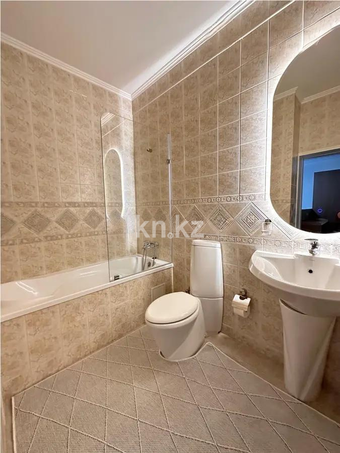 Продажа 3-комнатной квартиры, 140 м², пр. Кабанбай батыра, дом  2/7 - Продажа квартир в Астане без посредников с фото фото 5 из 5