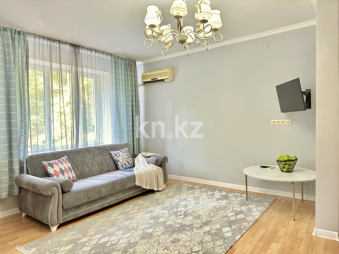 Аренда 2-комнатной квартиры посуточно, 58 м², пр. Абая, дом  77 - Аренда  двухкомнатных квартир посуточно в Алматы фото 8 из 8