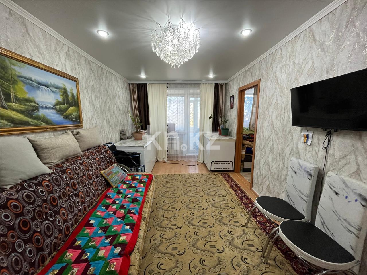 Продажа 2-комнатной квартиры, 43 м², ул. Жекибаева - Продажа квартир в Караганде фото 1 из 9