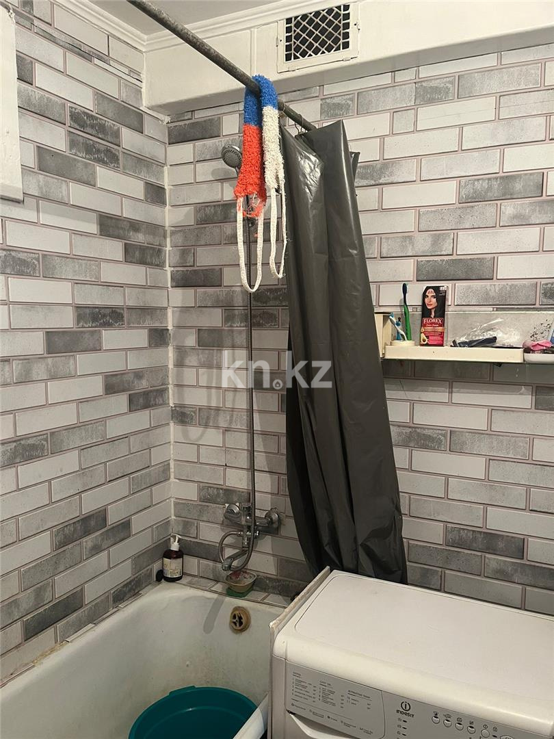 Продажа 3-комнатной квартиры, 62 м², мкр-н 16 в Караганде - фото 5