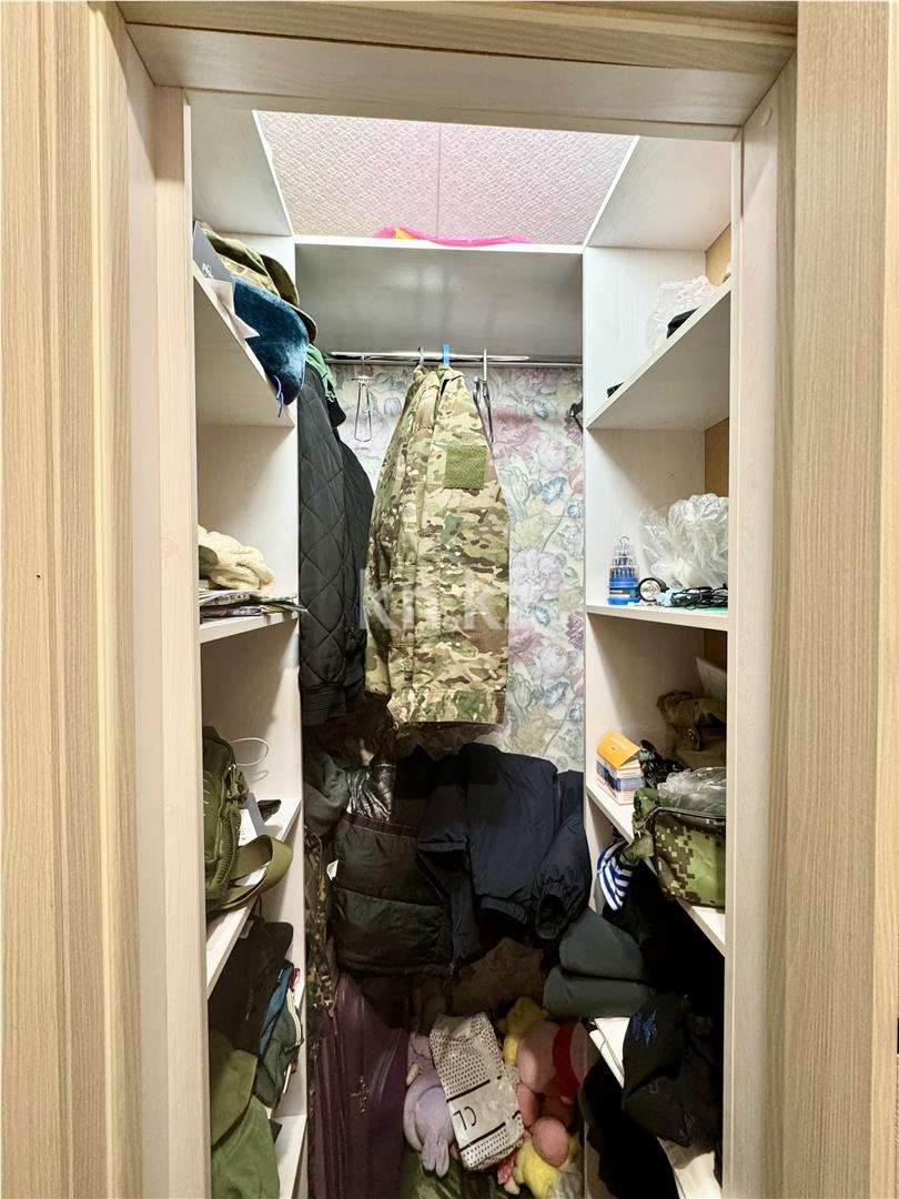 Продажа 3-комнатной квартиры, 60 м², мкр-н 12, дом  1 в Караганде - фото 7