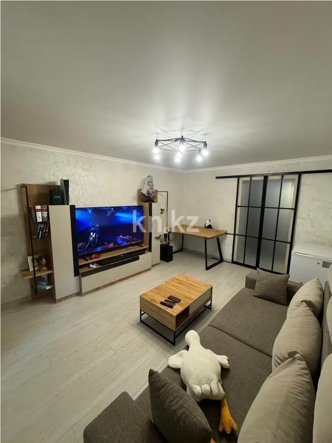 Продажа 3-комнатной квартиры, 61 м², мкр-н Восток-3, дом  9 - Продажа  трехкомнатных квартир в Караганде фото 1 из 6