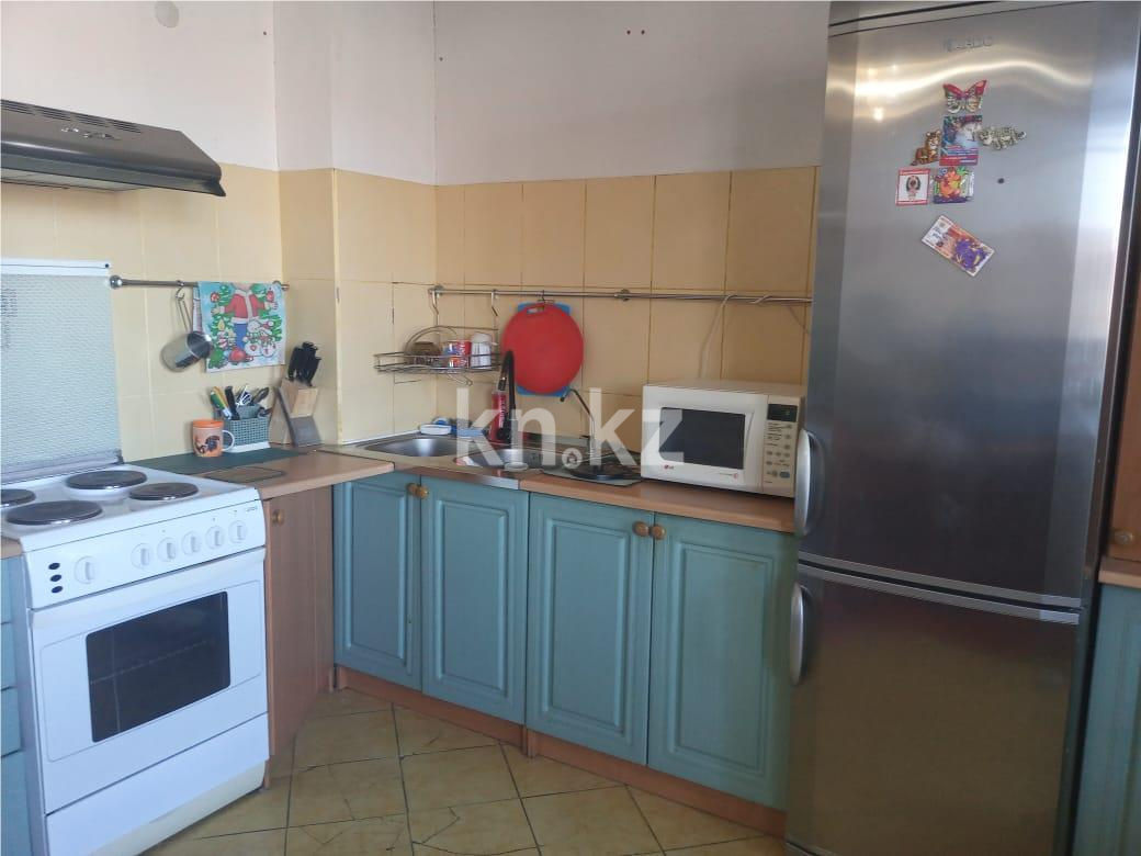 Продажа 4-комнатной квартиры, 80 м², пр. Бухар-жырау - Продажа  четырехкомнатных квартир в Караганде фото 6 из 13