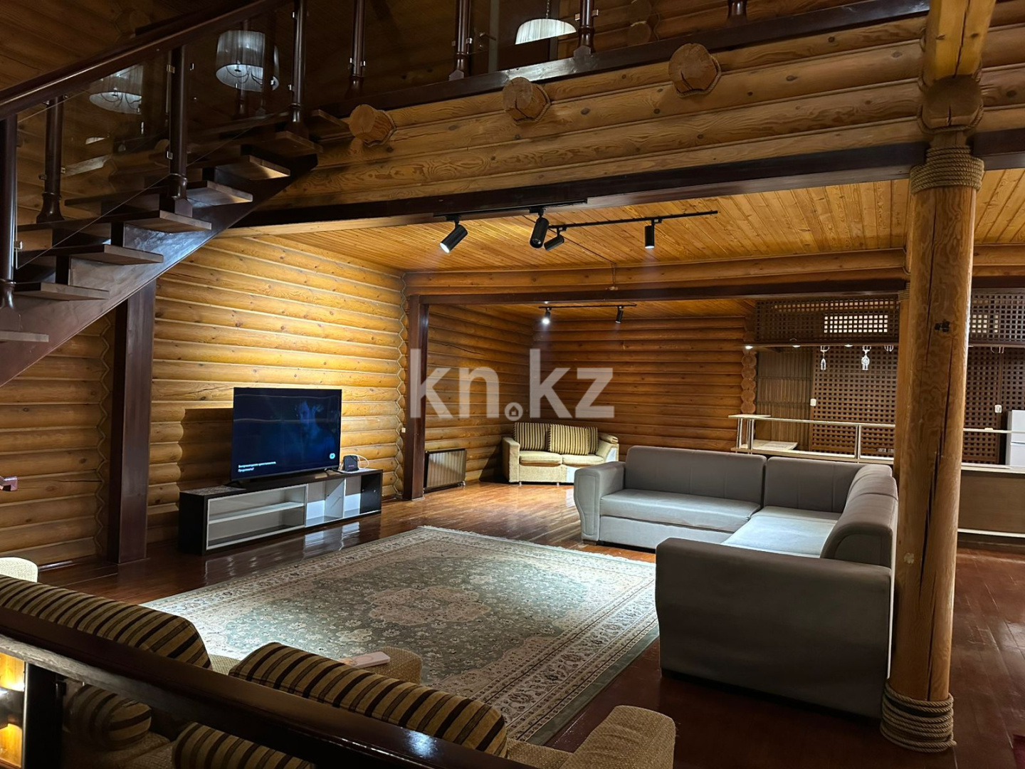 Аренда 4-комнатного дома, 400 м² - Аренда  четырехкомнатных домов в Алматы с фото фото 10 из 10