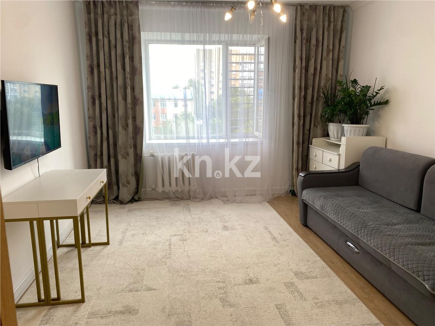 Продажа 2-комнатной квартиры, 65 м² в Астане