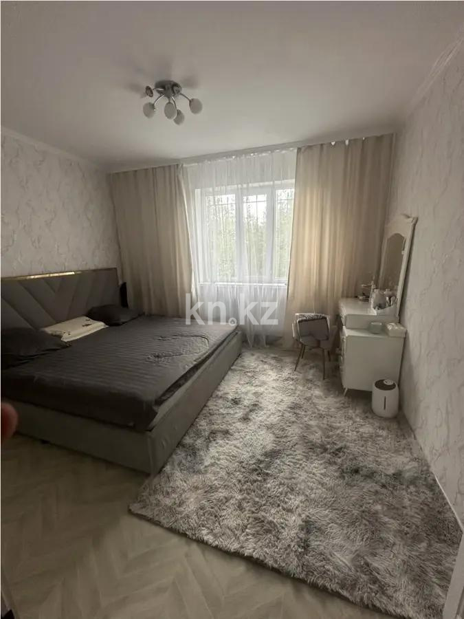 Продажа 3-комнатной квартиры, 80 м², ул. Сарыарка, дом  19 в Караганде - фото 2