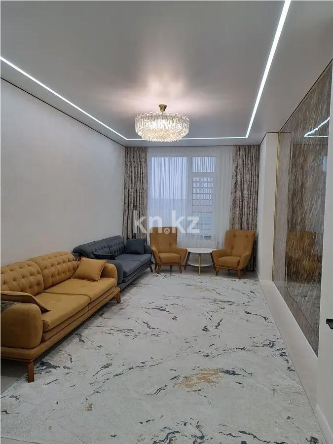 Продажа 4-комнатной квартиры, 144.3 м², ул. Достык, дом  8б в Астане