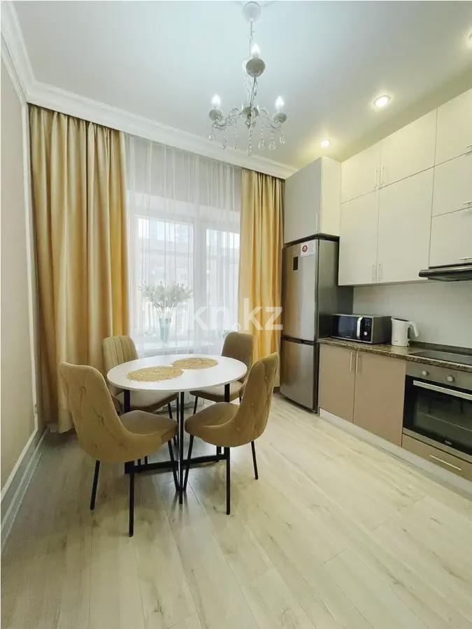 Продажа 1-комнатной квартиры, 38 м² в Астане