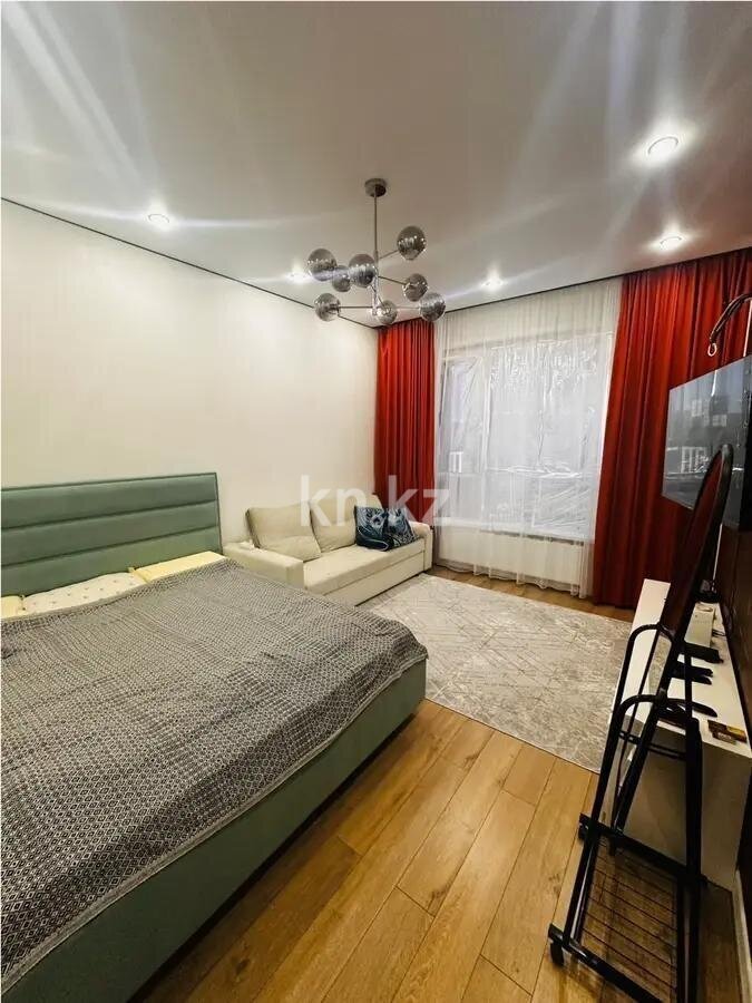 Продажа 1-комнатной квартиры, 38 м² в Астане