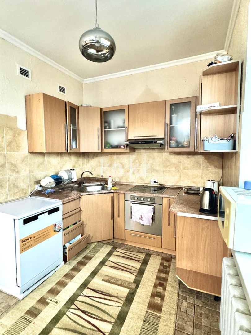 Продажа 2-комнатной квартиры, 70 м², ул. Габдуллина, дом  11 - ул. Иманова - Продажа квартир в Казахстане фото 2 из 12
