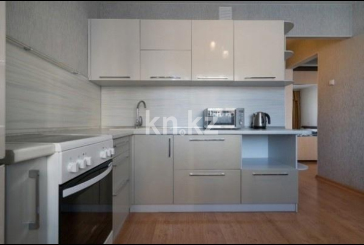Аренда 1-комнатной квартиры, 35 м², пр. Кудайбердыулы, дом  33 - Аренда квартир помесячно в Казахстане фото 3 из 3