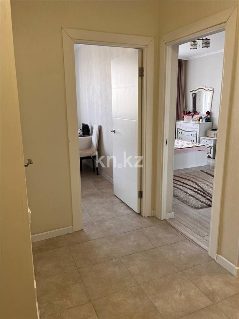 Продажа 3-комнатной квартиры, 90 м², ул. Карбышева, дом  5/6 в Караганде - фото 12