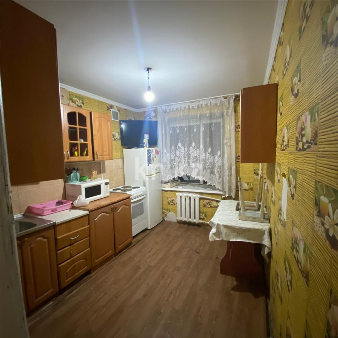 Продажа 3-комнатной квартиры, 63 м², мкр-н Восток-2 в Караганде - фото 6