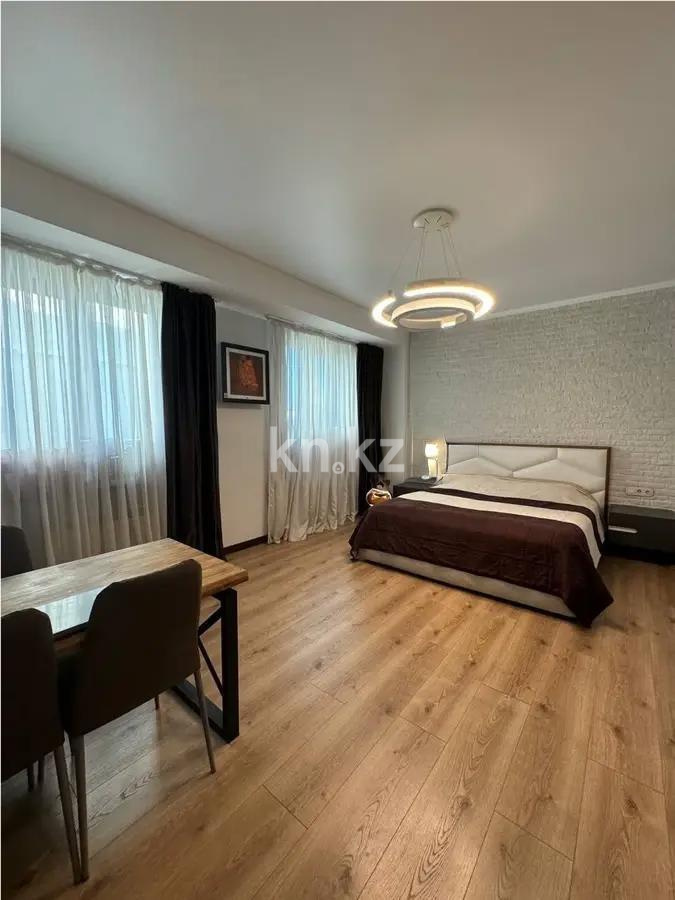 Продажа 4-комнатной квартиры, 170 м², ул. Варламова, дом  33 в Алматы - фото 2