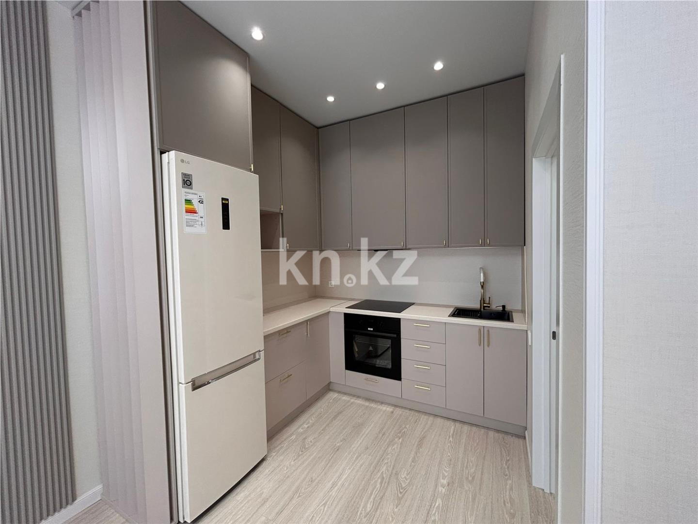 Продажа 2-комнатной квартиры, 40.4 м² в Астане - фото 3