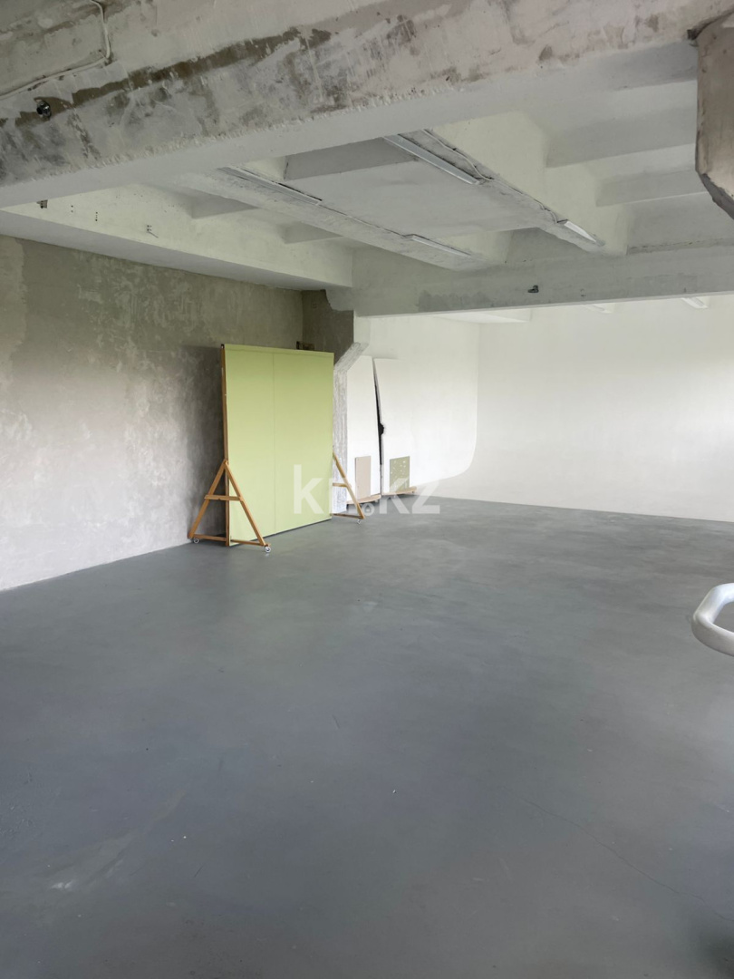 Аренда , ул. Жарокова, дом  210 - Аренда офисных и торговых помещений в Алматы фото 3 из 4