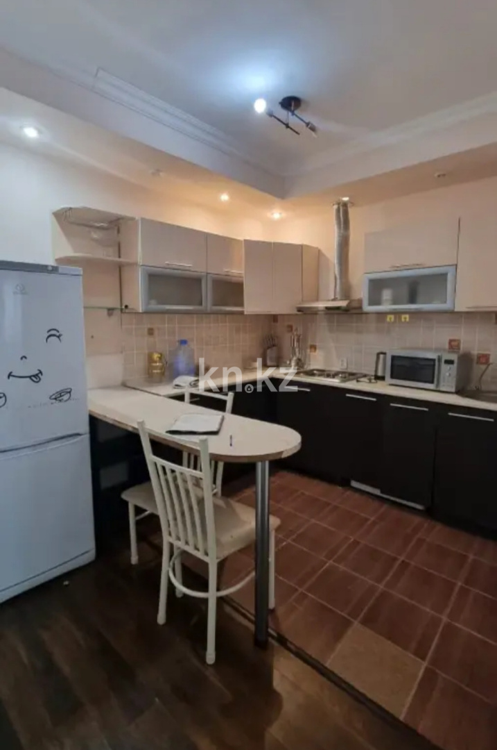 Аренда 2-комнатной квартиры, 50 м² в Астане