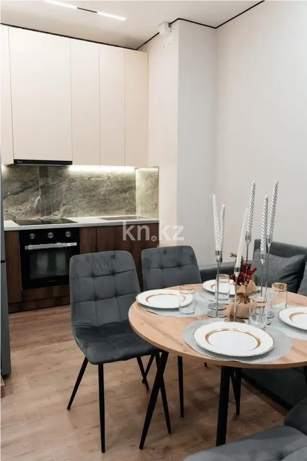 Продажа 3-комнатной квартиры, 60 м², пр. Абая, дом  118 в Алматы - фото 4