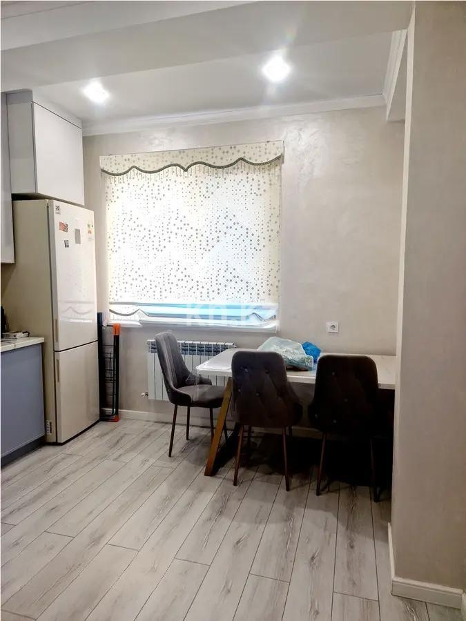 Продажа 1-комнатной квартиры, 43 м², мкр-н 20, дом  22 в Алматы - фото 2