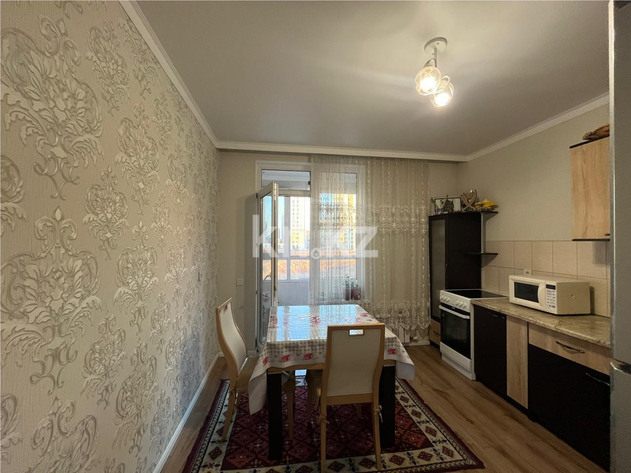 Продажа 3-комнатной квартиры, 88.4 м², ул. Нажимеденова в Астане - фото 6