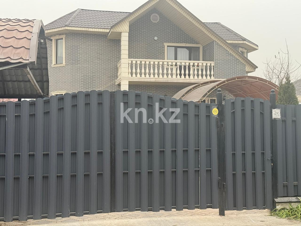 Продажа 5-комнатного дома, 220 м², ул. Маметовой, дом  57 - Продажа домов, коттеджей в Алматы фото 1 из 16