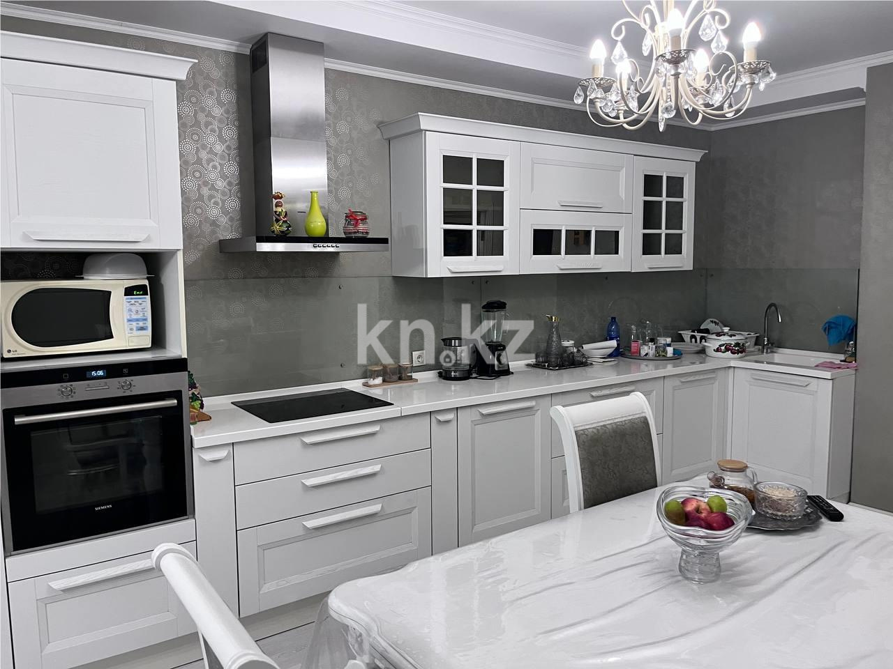 Продажа 4-комнатной квартиры, 136 м², пр. Шахтеров - Продажа  четырехкомнатных квартир в Караганде с фото фото 18 из 34