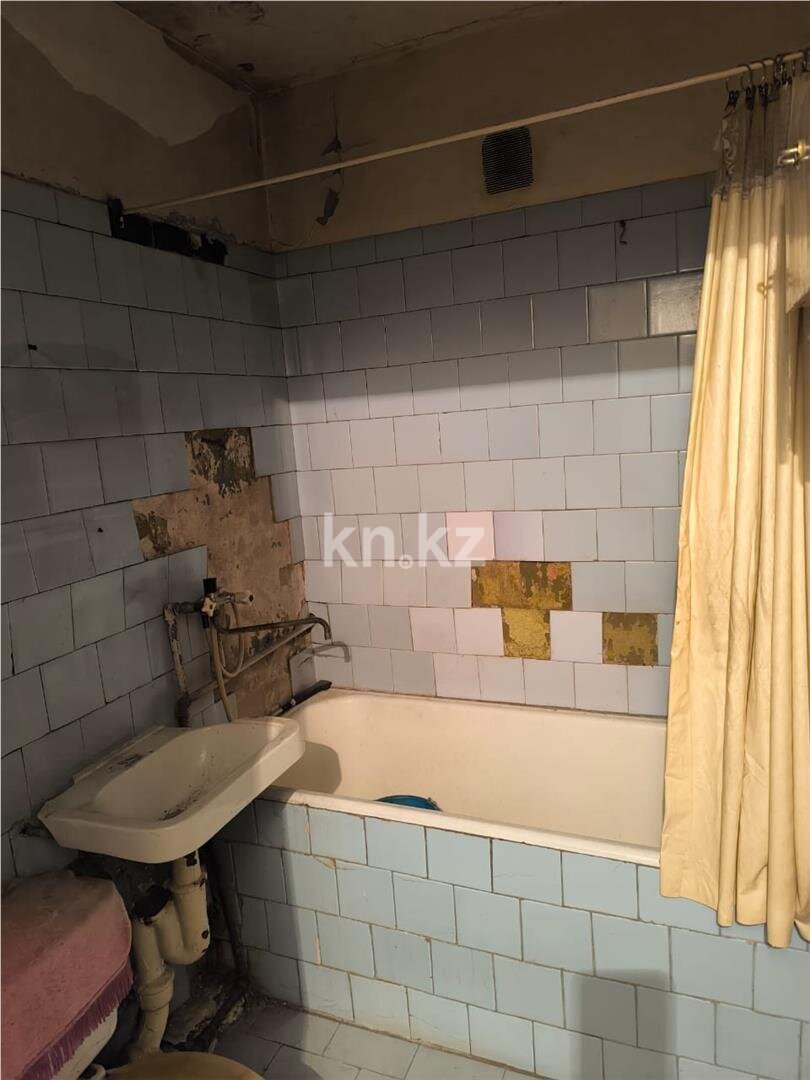 Продажа 3-комнатной квартиры, 58 м² в Караганде - фото 10