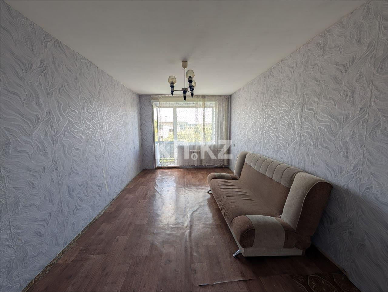 Продажа 2-комнатной квартиры, 44 м², ул. Металлистов, дом  28 - Продажа квартир в Караганде фото 1 из 10