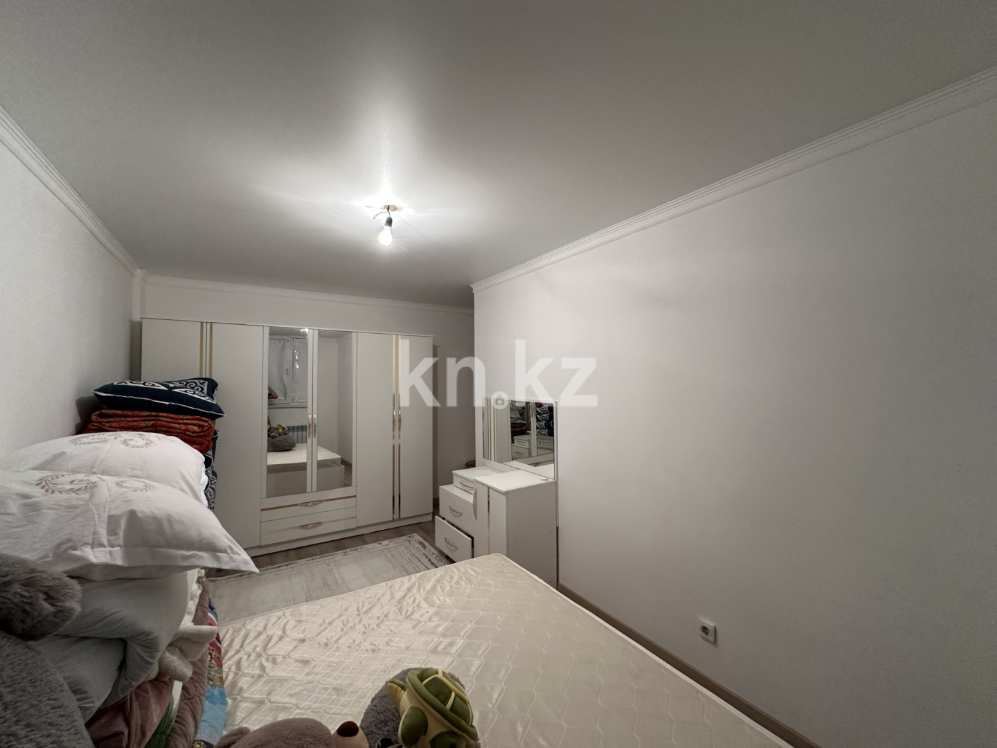 Продажа 3-комнатной квартиры, 70 м², мкр-н Нурсат-2, дом  43 - Продажа квартир в Шымкенте фото 15 из 16