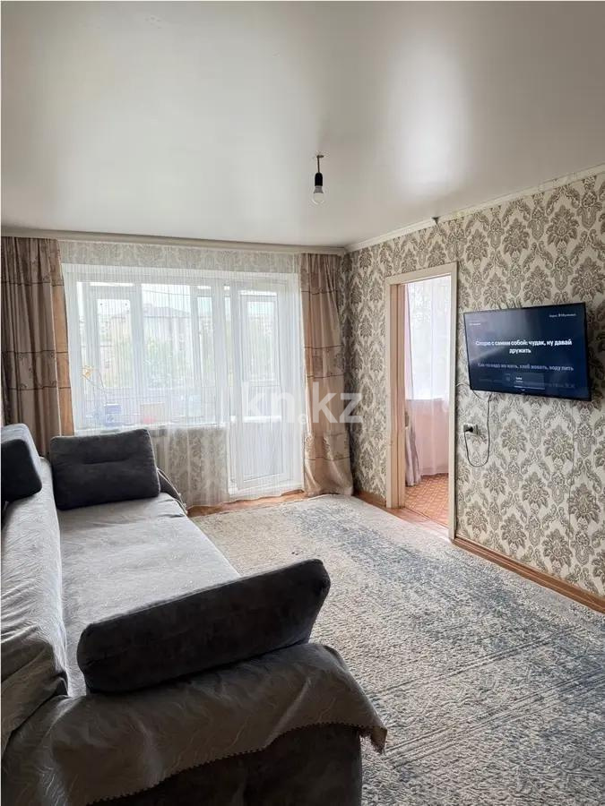 Продажа 4-комнатной квартиры, 62 м², мкр-н 17, дом  48 - Продажа квартир в Караганде в Майкудуке без посредников фото 1 из 2