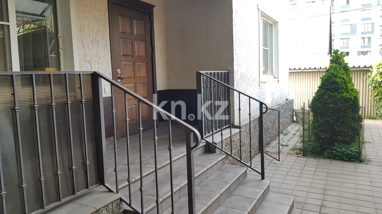 Продажа 6-комнатного дома, 239 м², ул. Басенова - Продажа домов и коттеджей в Алматы фото 7 из 23